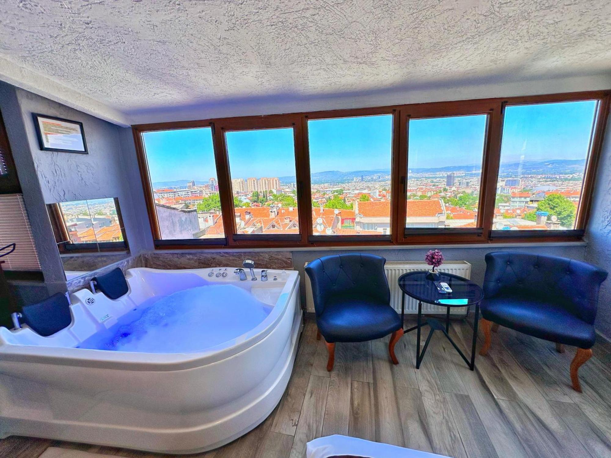 Pera Suits Bursa Bagian luar foto
